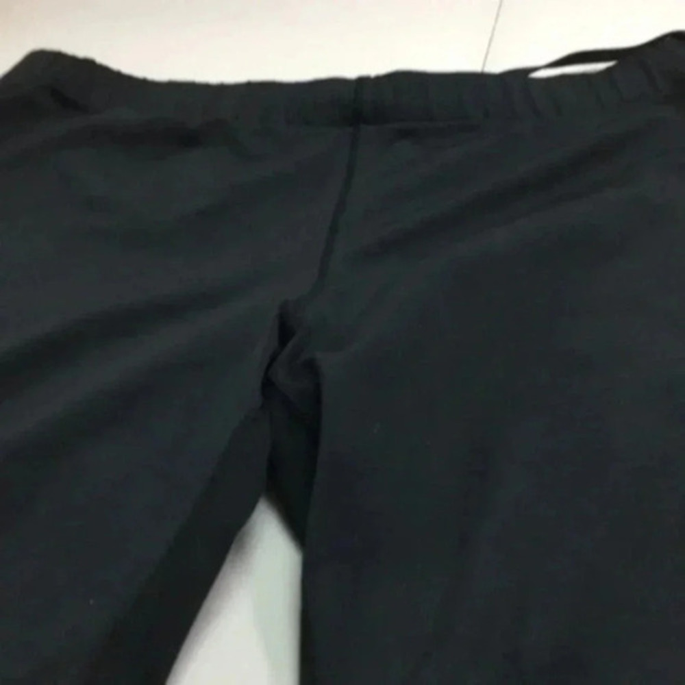 Kswiss   ladies  body shorts  L​